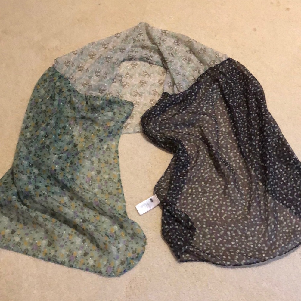 H&M scarf